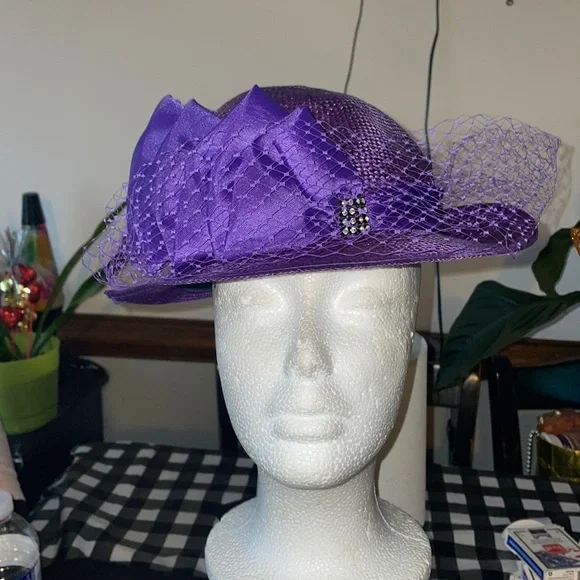 Derby or Church Hat - Picture 1 of 3